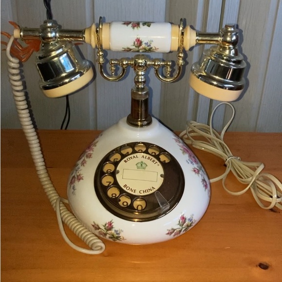 Royal Albert Bone China Telephone ~ Moss Rose ~ Vintage
